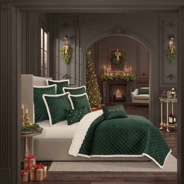J. Queen New York Casey Sherpa Evergreen Bedding Set