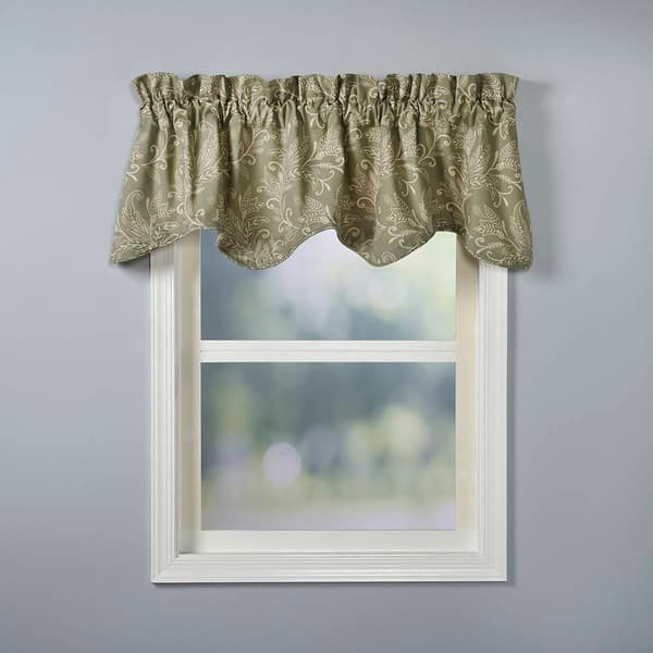 Lexington Leaf Scallop Valance - 58x15 - image 