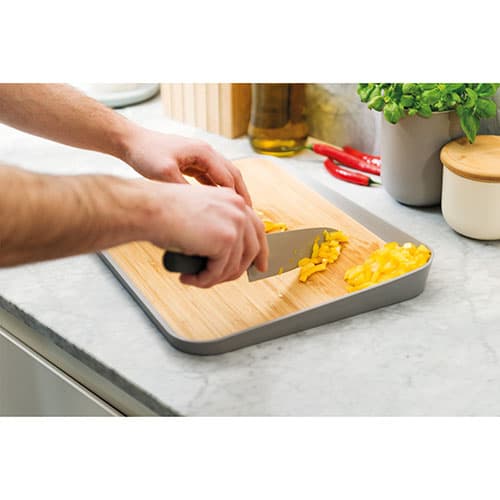 BergHOFF Leo Anti-Slip Bamboo Cutting Board