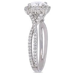 Diamond Classics™ 10kt. Round & Halo Set Engagement Ring