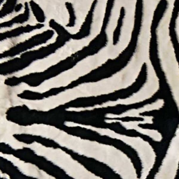 9th & Pike&#174; Faux Cowhide Zebra Print Area Rug