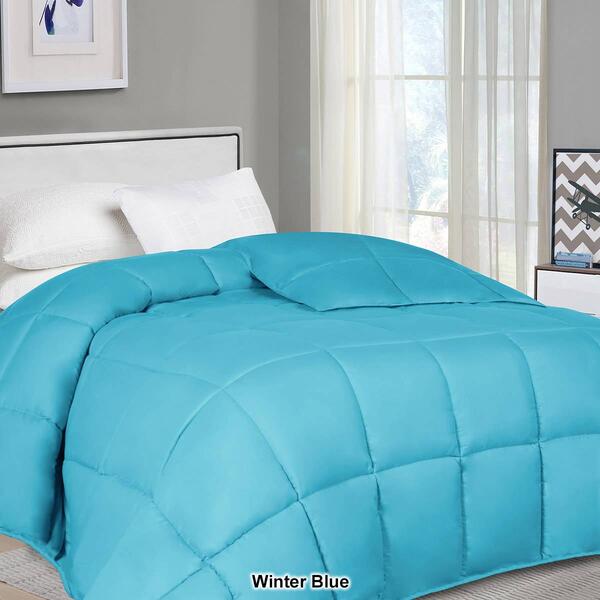 Superior Oversized Reversible All-Season Down Comforter