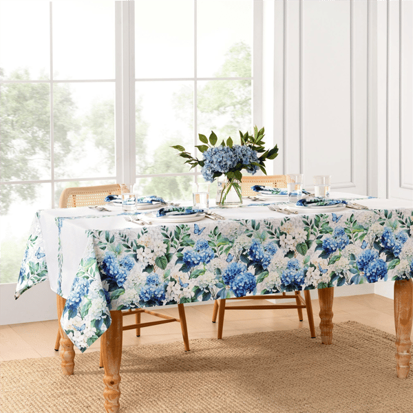Threadmade Hydrangea Bloom Floral Double Border Tablecloth