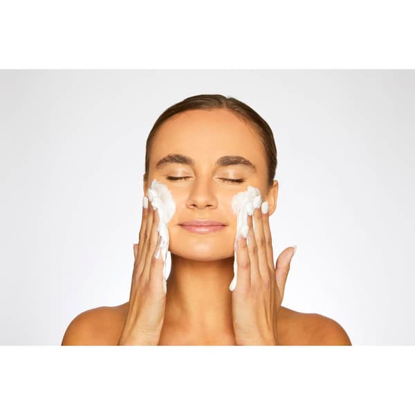 Shielded Beauty  Feeding Frenzy Prebiotic Cleanser