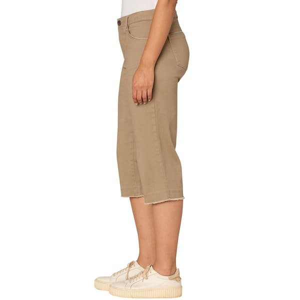 Womens Democracy “Ab”solution® Solid Mid Rise Fray Hem Capris