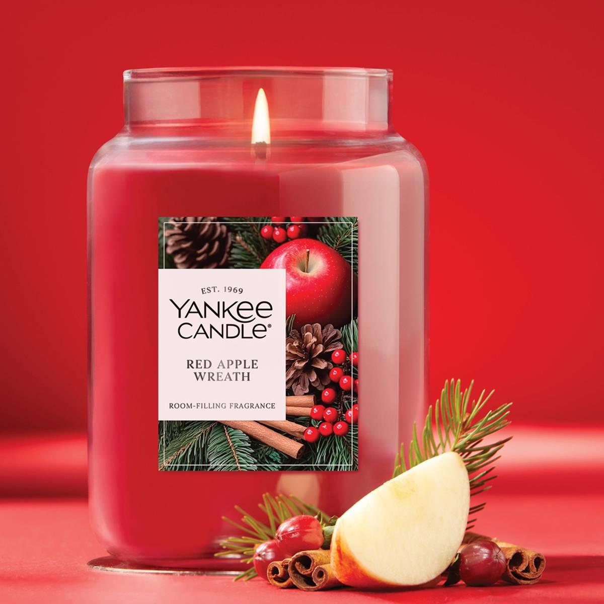 Yankee Candle(R) Signature 22oz. Red Apple Wreath Jar Candle