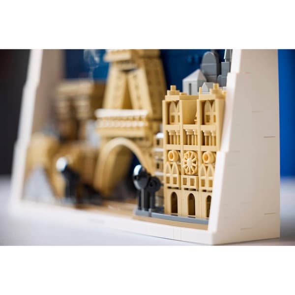 LEGO® Architecture Paris City of Love Building Kit