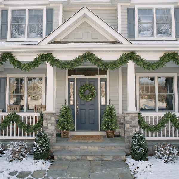 Puleo International 100ft. Artificial Green Spruce Garland
