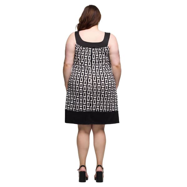 Plus Size 24/7 Comfort Apparel Black & White Sleeveless Dress