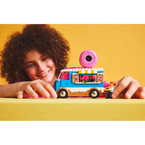 LEGO&#174; CITY Donut Truck Building Kit