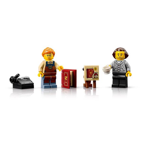 LEGO® Icons Bookstore: Book Nook