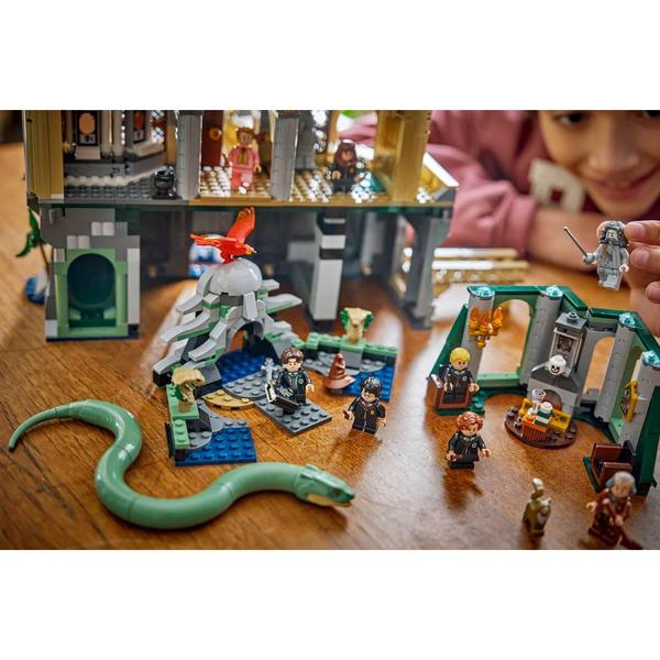 LEGO® Harry Potter™ Hogwarts™ Castle East Wing Building Kit
