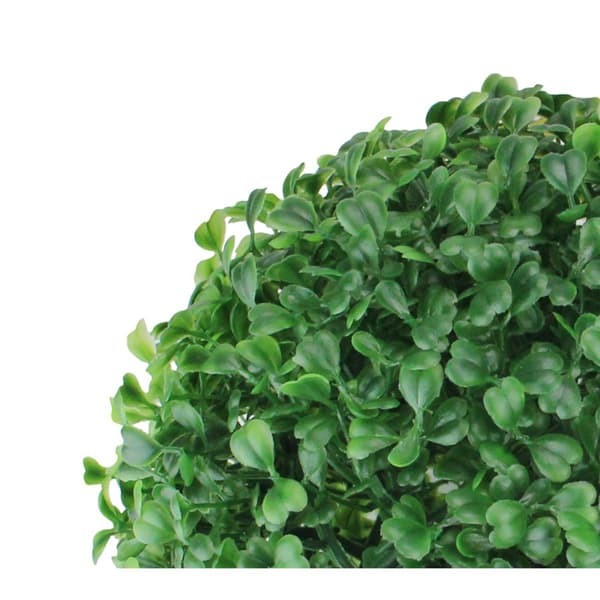 Northlight Seasonal 9" Two-Tone Artificial Boxwood Ball