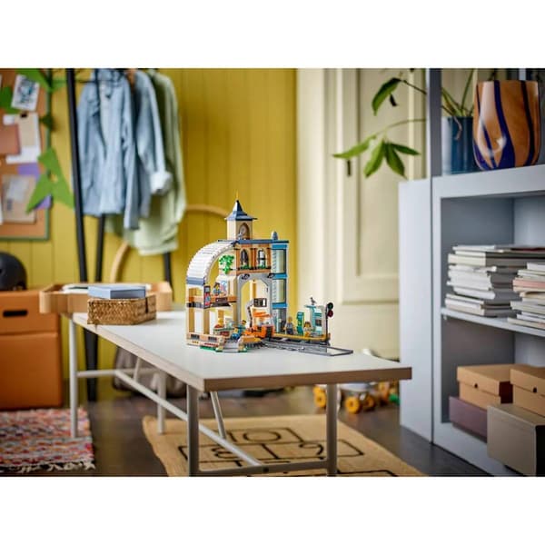 LEGO® City Central Train Station