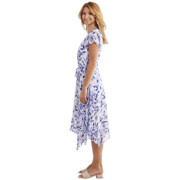 Womens Madison Leigh Flutter Sleeve Floral Shift Dress