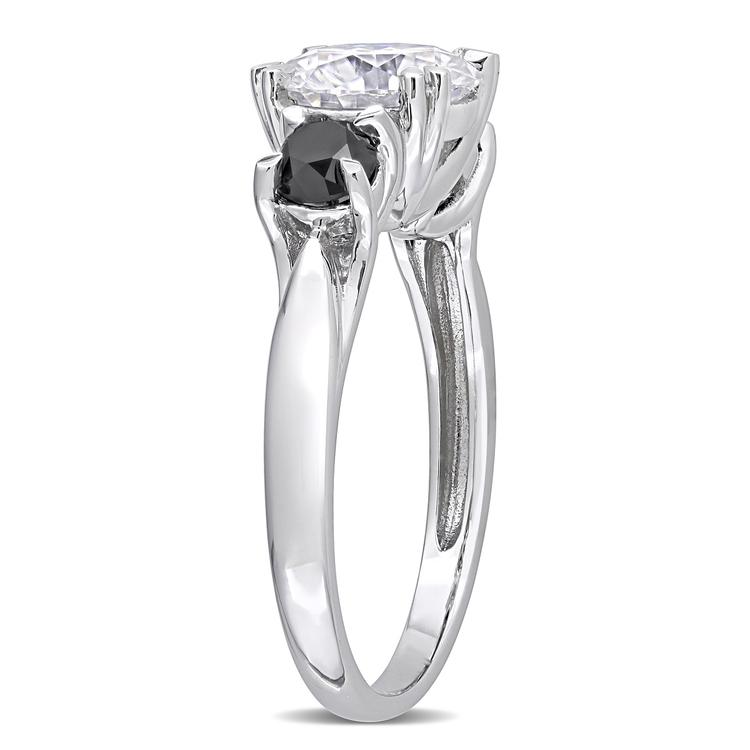 Diamond Classics™ 10kt. 3-Stone Black Diamond Ring
