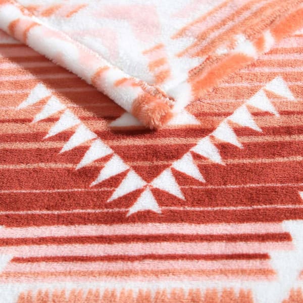 Wrangler Jericho Ultra Soft Plush Peach Blanket