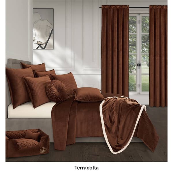 J. Queen New York Townsend 3pc. Quilt Set