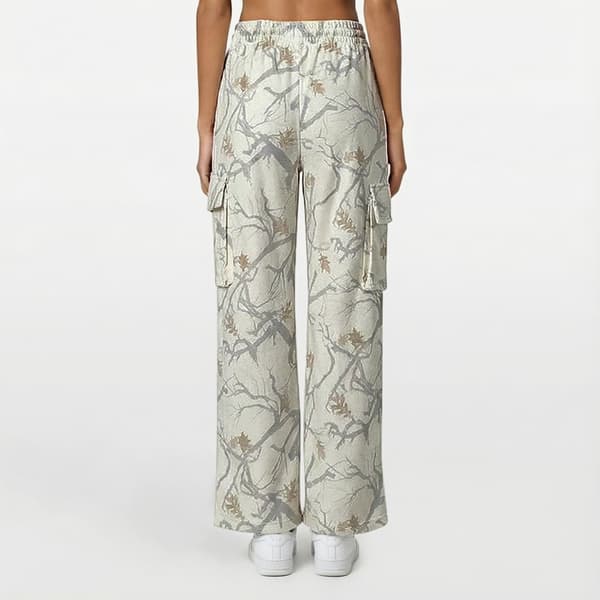 Juniors No Comment Yummy Fleece Lined Leaves Cargo Pants-Gardenia