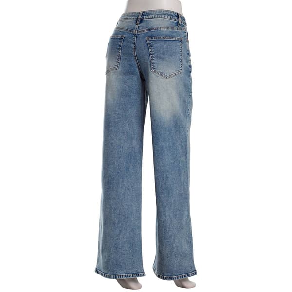 Juniors Madden Girl Ultra 90s Jeans with Pin Charms