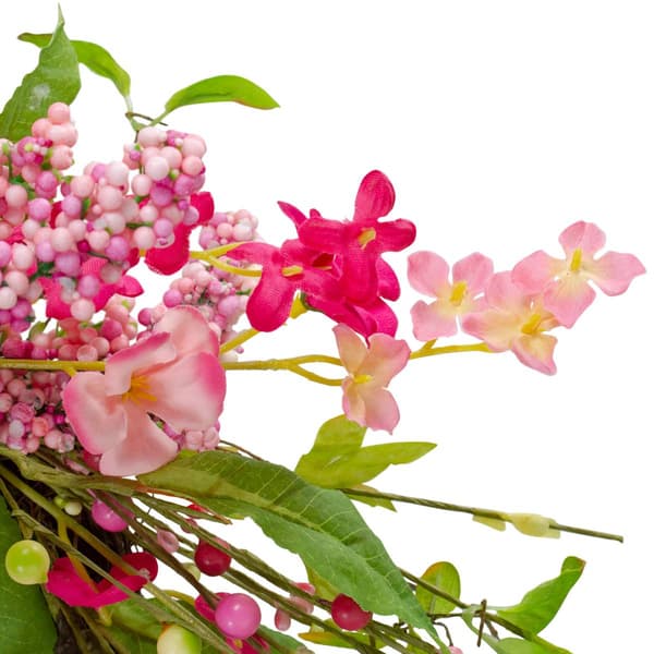 Northlight Seasonal Artificial Geranium &amp; Berry Spring Wreath