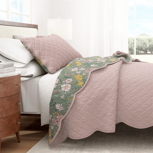 Freshfolds Floral Printed Scalloped Cotton Quilt Set