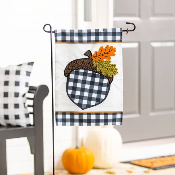 Evergreen Buffalo Check Acorn Garden Burlap Flag
