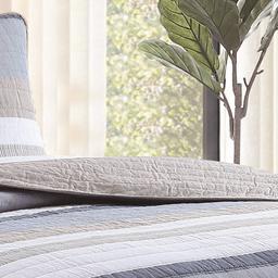 Nautica Galewood 136 Thread Count Reversible Quilt Set