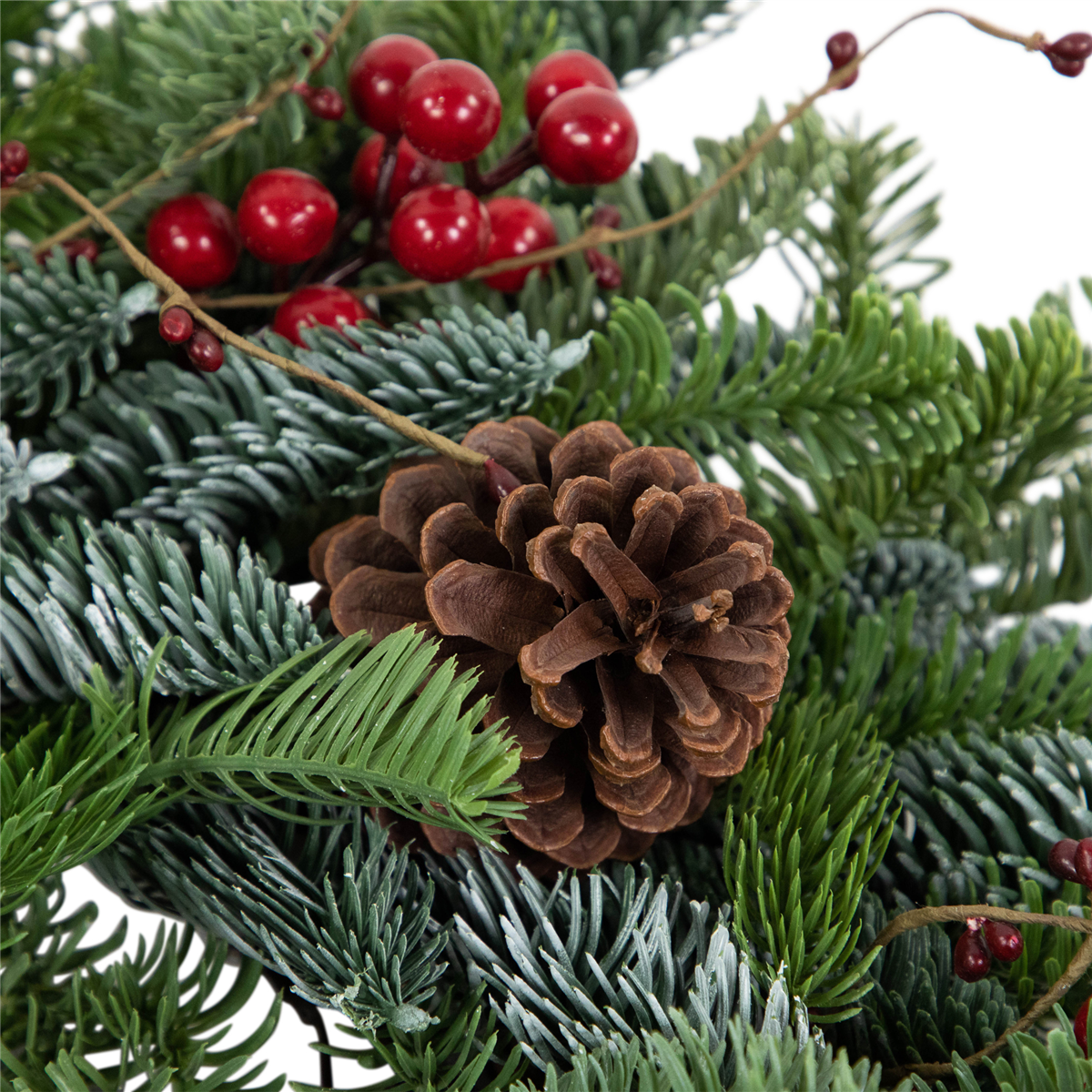 Northlight 30in. Red Berries & Pine Cones Christmas Wreath