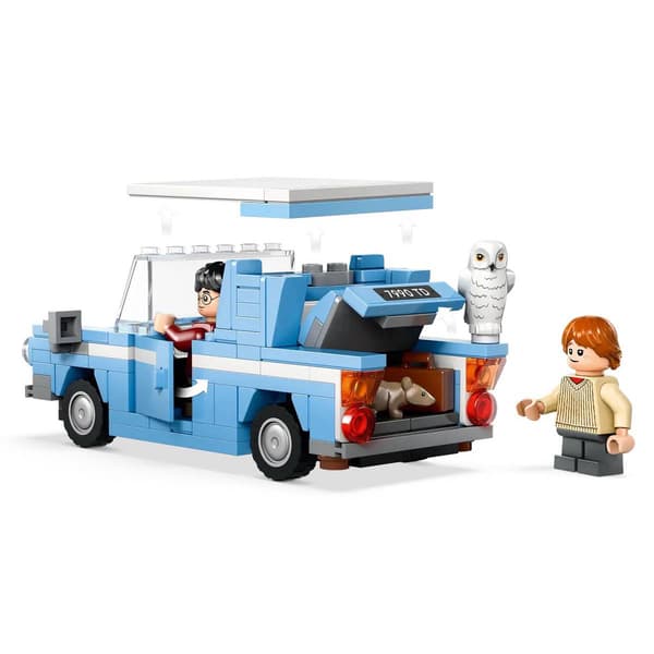 LEGO&#174; Harry Potter Flying Ford Anglia