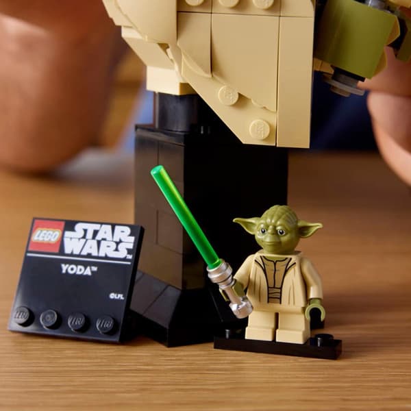 LEGO® Star Wars™ Yoda™ Bust