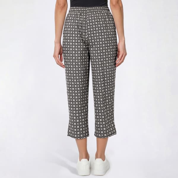 Womens Emily Daniels Pull On Geometric Capris with Side Slits