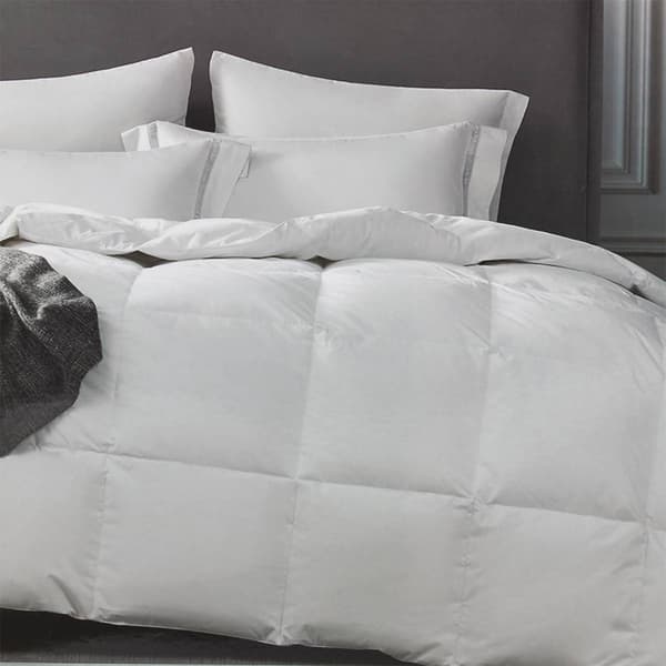 Hotel Suite All Seasons Down Comforter - image 