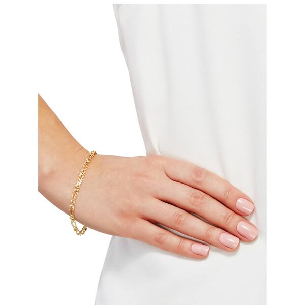 Gold Classics&#8482; 10kt. Yellow Gold Figaro Link Chain Bracelet