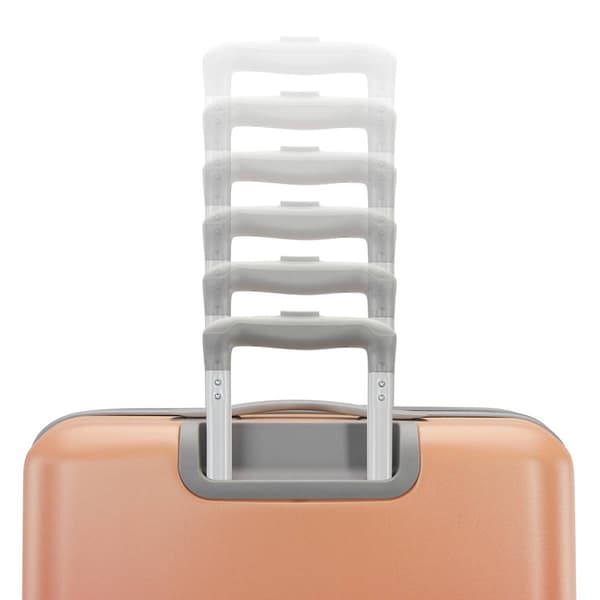 American Tourister&#174; 28in. Moonlight 2 Ombre Spinner