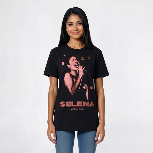 Juniors Selena Queen Of Cumbia Short Sleeve Graphic Tee