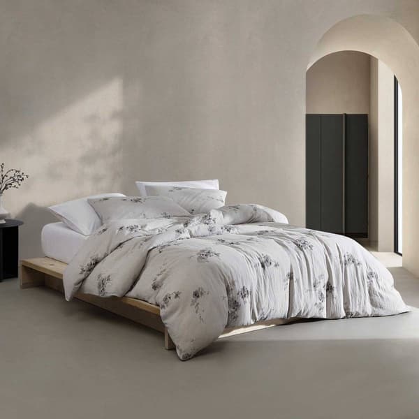 Calvin Klein Aquarelle Floral Cotton 3pc. Duvet Cover Set