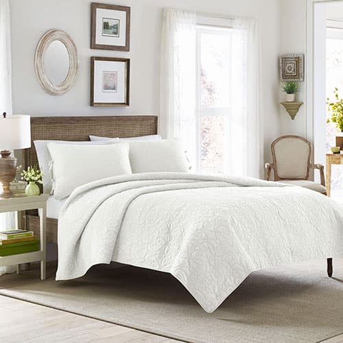 Laura Ashley® Felicity Quilt Set