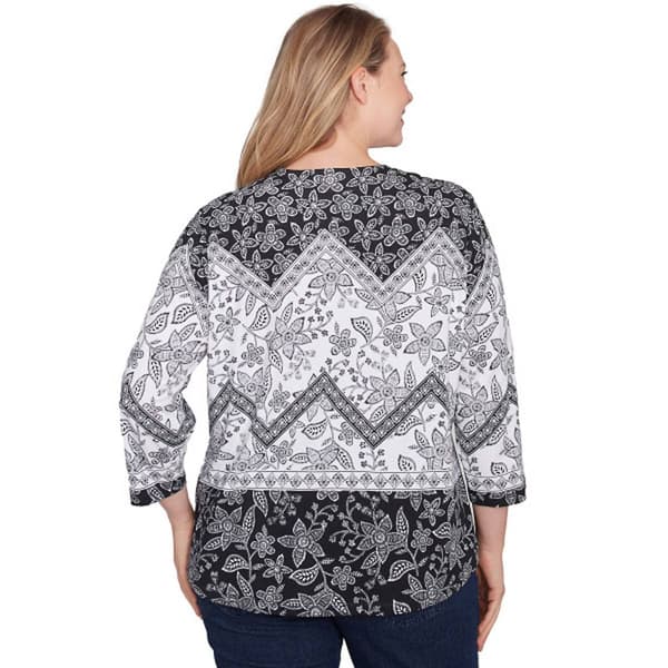 Plus Size Ruby Rd. Monochrome Moment Knit Zigzag Tee