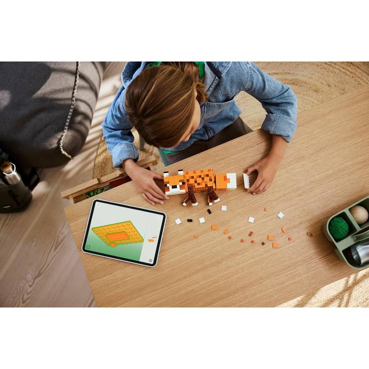 LEGO® Minecraft® The Fox Building Kit