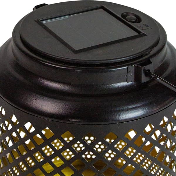 Northlight Seasonal 7in. Diamond-Cut LED Solar Lantern