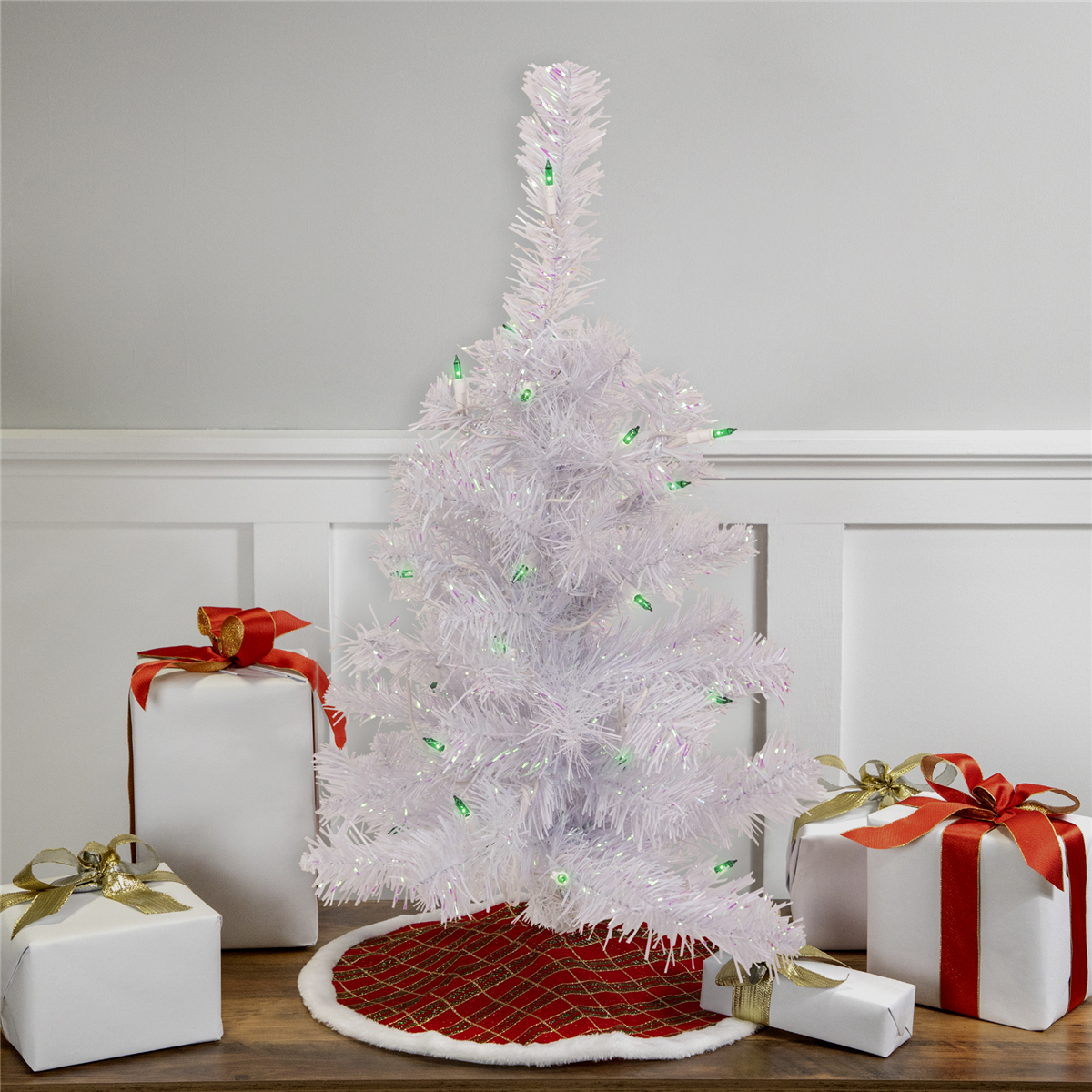 Northlight 2ft. Pre-Lit Medium Rockport White Pine Christmas Tree