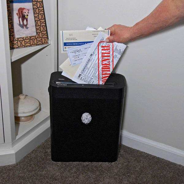 Royal CX10 10 Sheet Crosscut Shredder