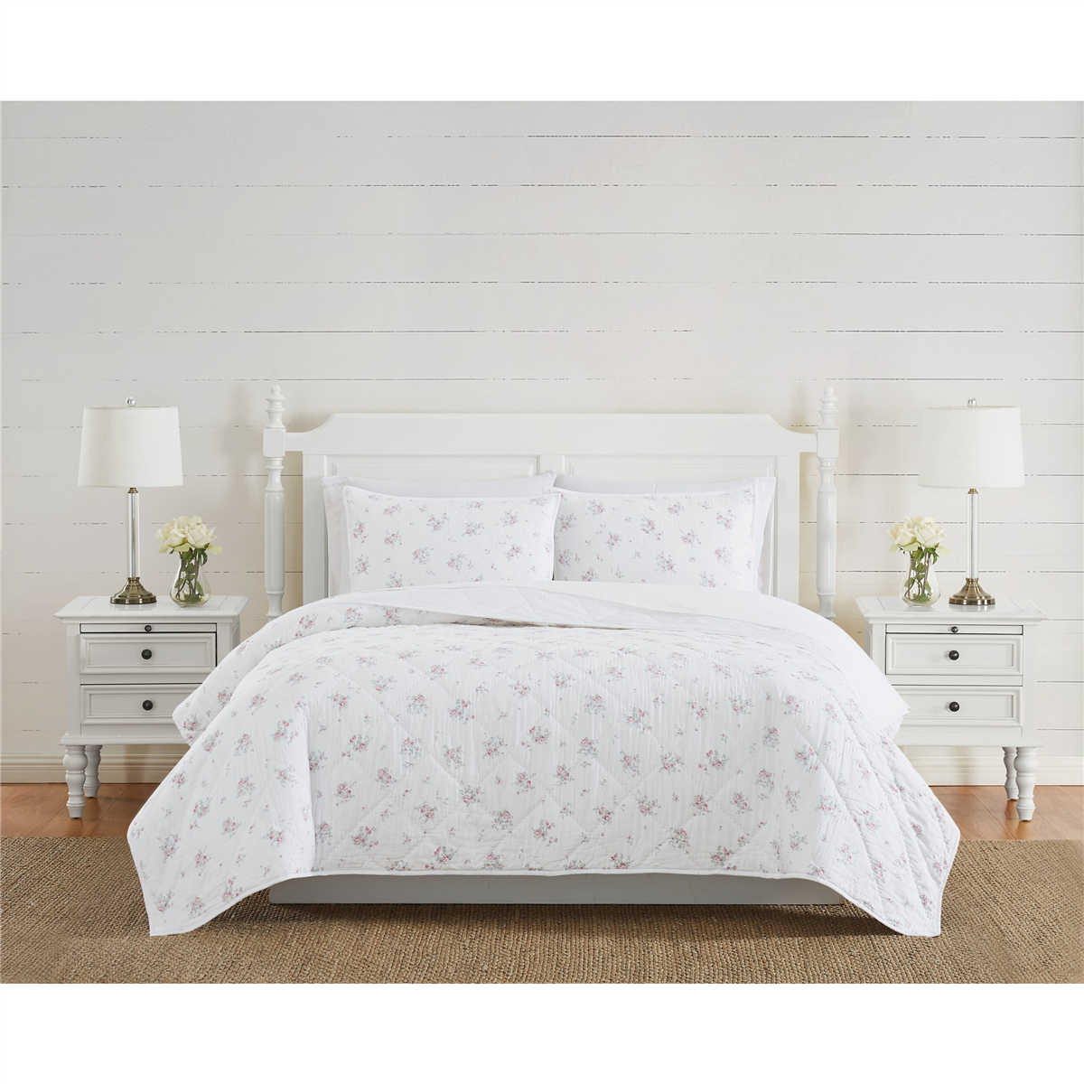 The Farmhouse by Rachel Ashwell Signature Rosebury 3pc. Quilt Set
