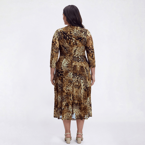 Plus Size Vivid Aura 3/4 Sleeve Feather Mesh Midi Dress