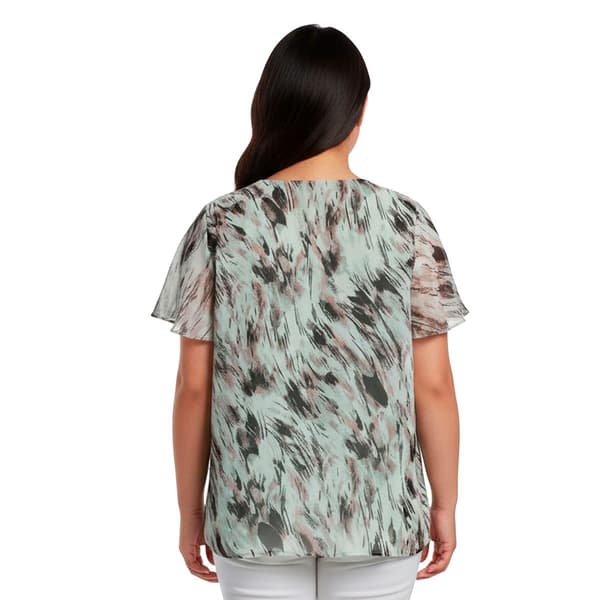 Plus Size Kasper Short Flutter Sleeve Blurred Brushstroke Blouse