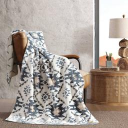 Wrangler Dakota Plush Reversible Throw