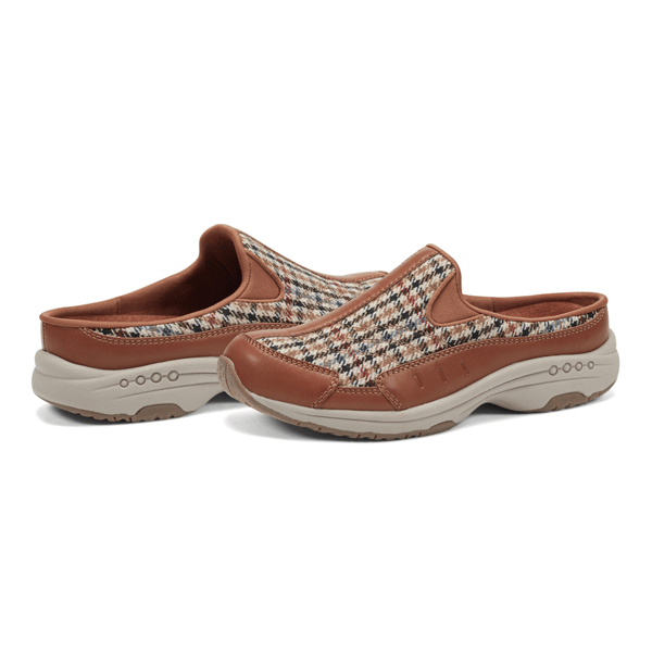 Womens Easy Spirit Traveltime758 Walking Clogs