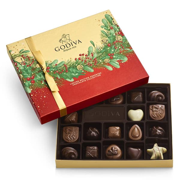 Godiva Holiday Wreath 18pc. Ballotin Box Chocolate