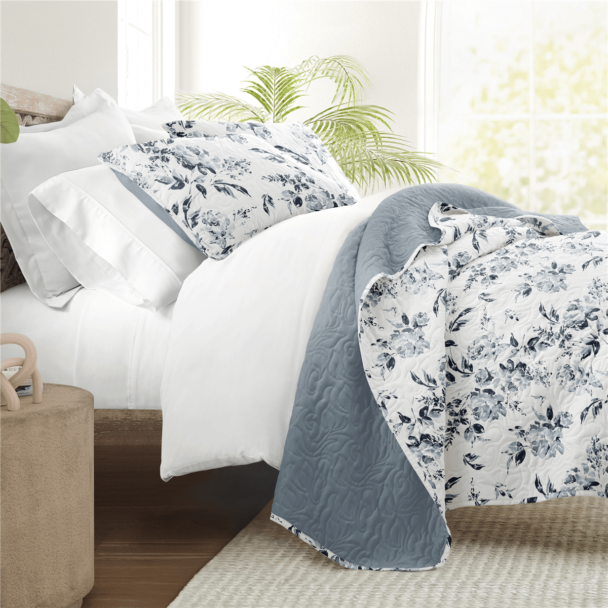 Open Video Modal for Soft Essentials Ultra-Soft Rose Garden Reversible Quilt Set